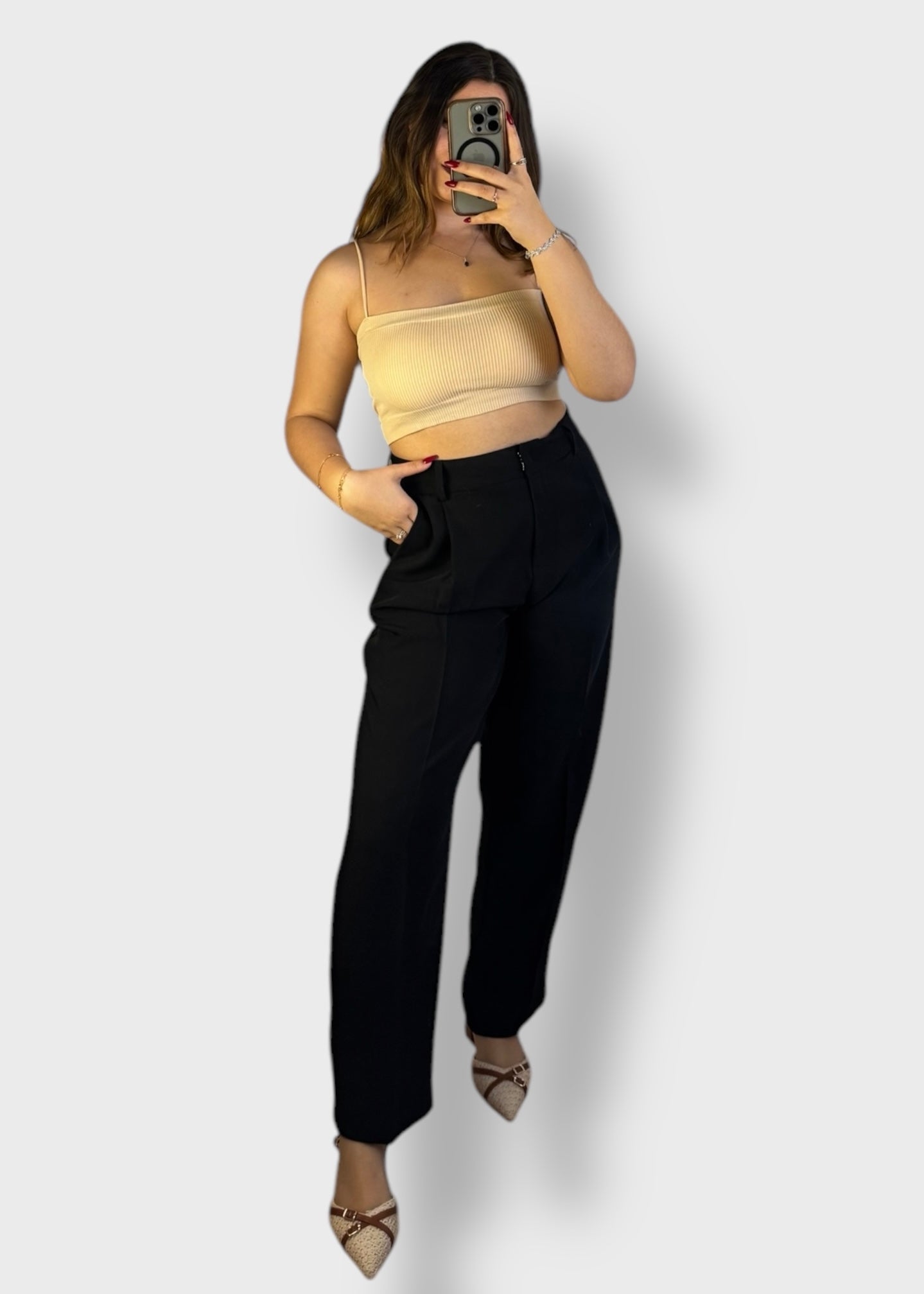 Pantalon Noir Classique et coupe droite – Lara