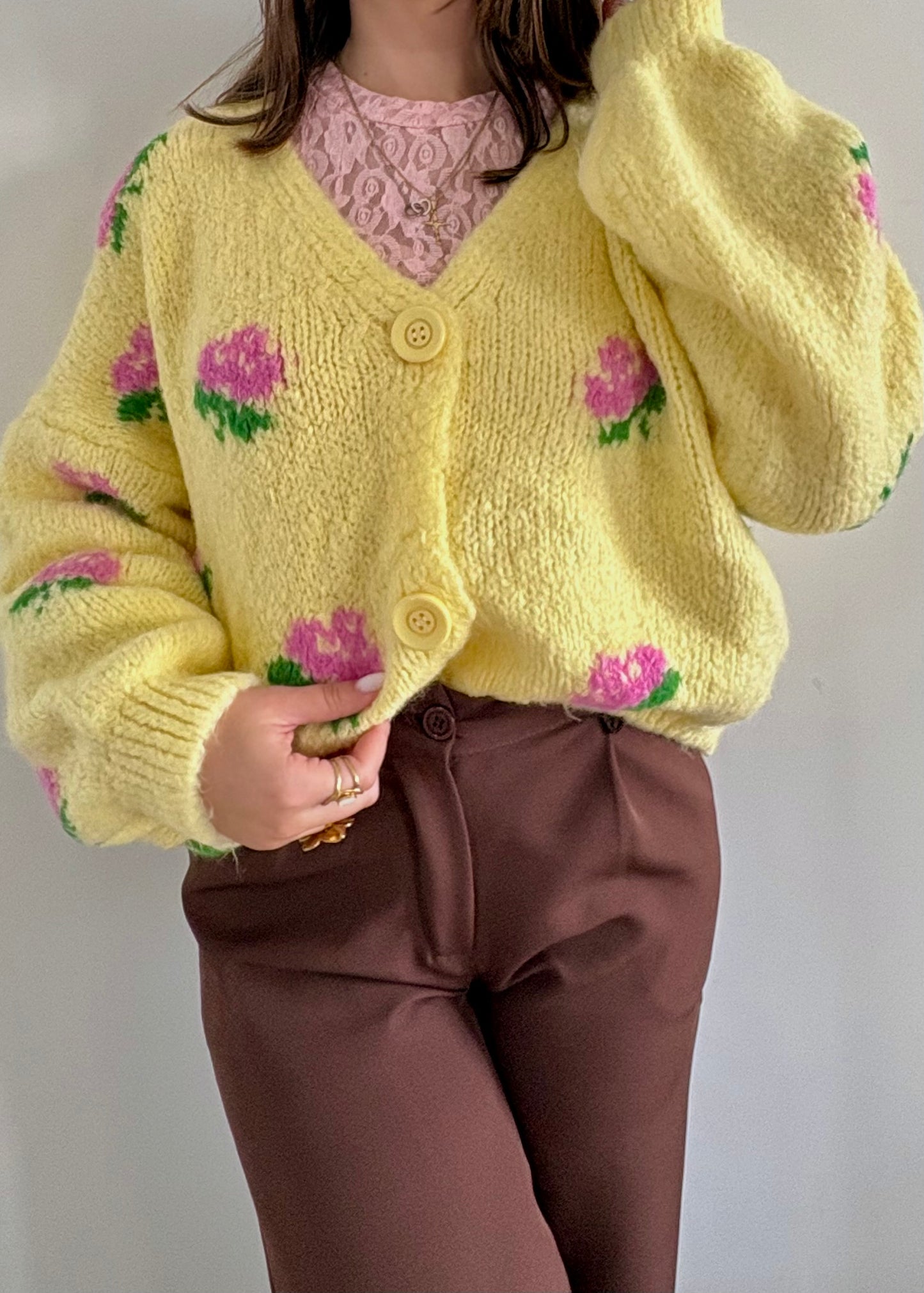 Cardigan jaune à motifs Flora